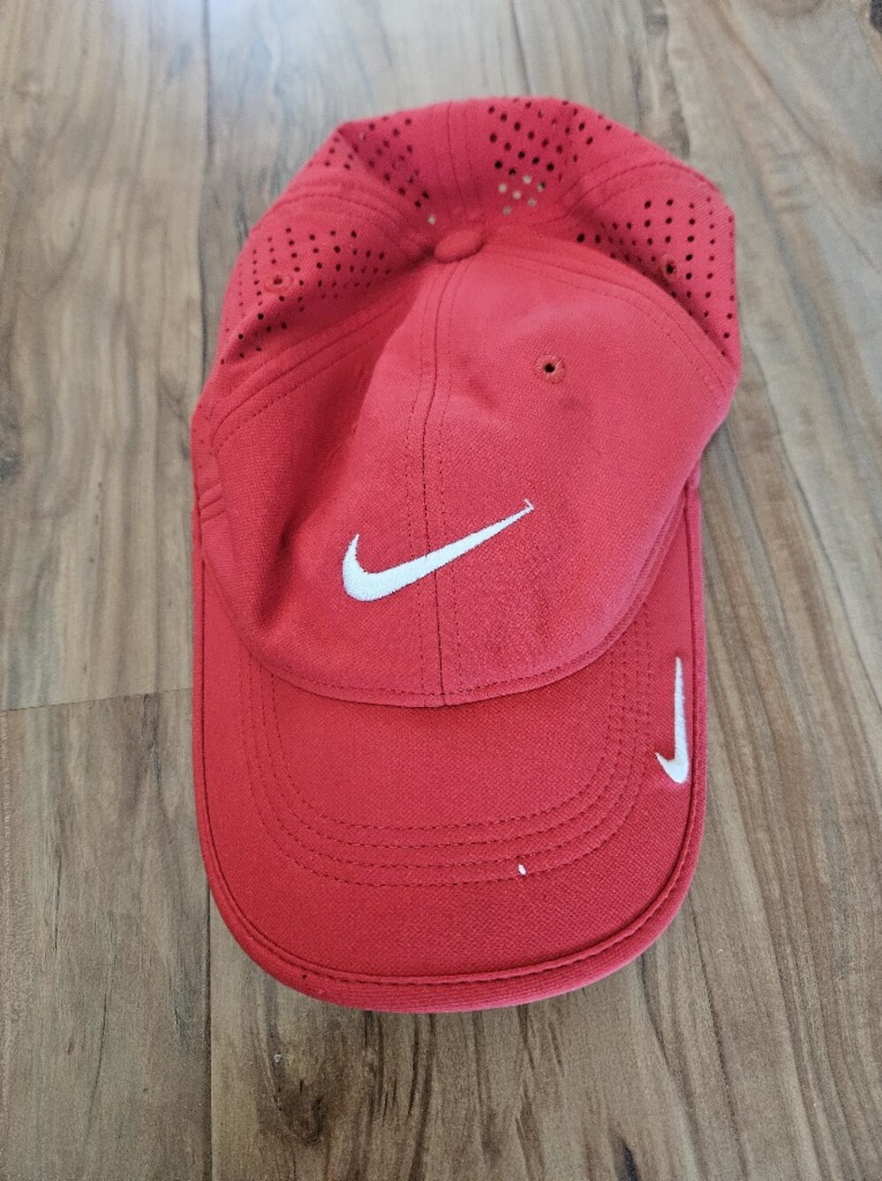 Nike Womens Golf Hat